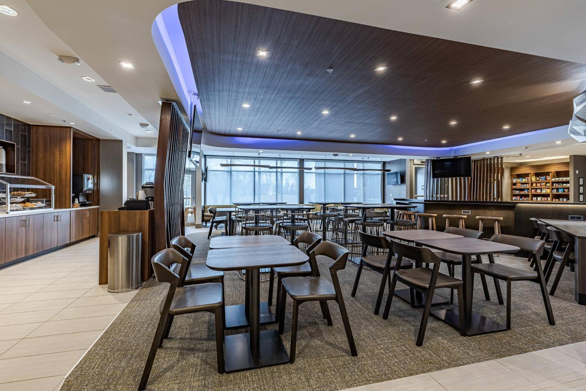 韦恩堡北万豪春丘套房酒店 Sunnybrook Acres 外观 照片